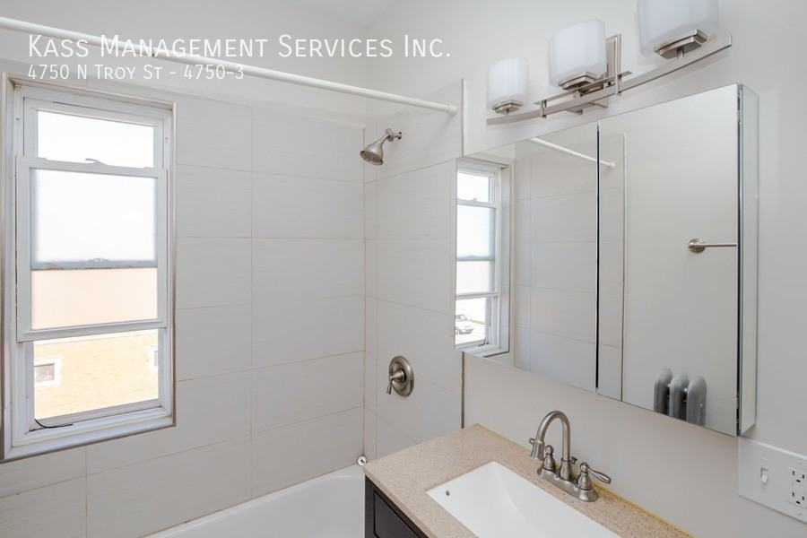N Troy St #3 - Photo 3 of 12