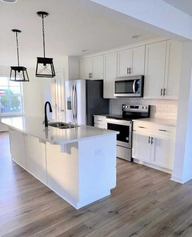 Cecily Way #112 - Photo 3 of 20