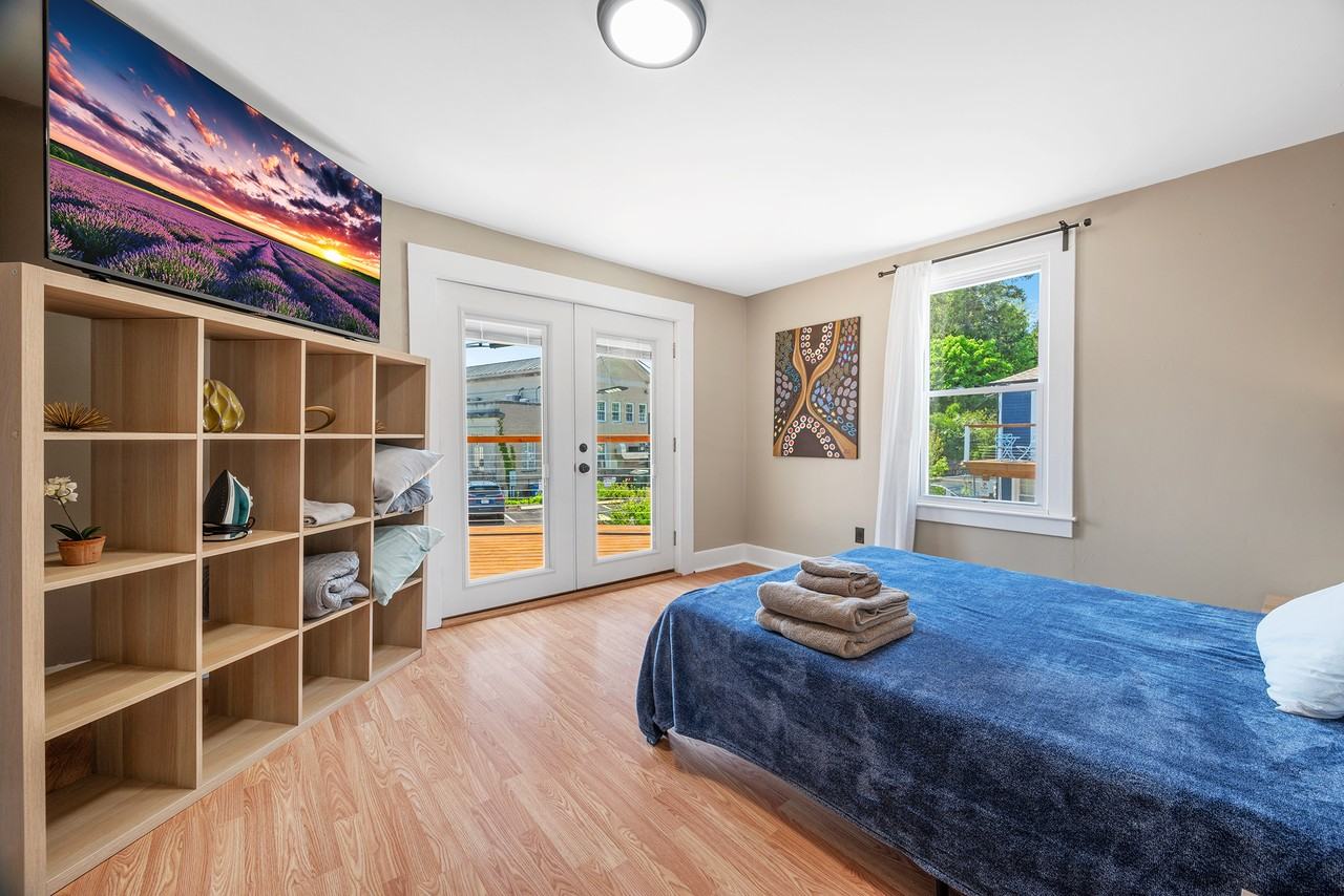 3 Pearl St #D - Photo 2 of 26