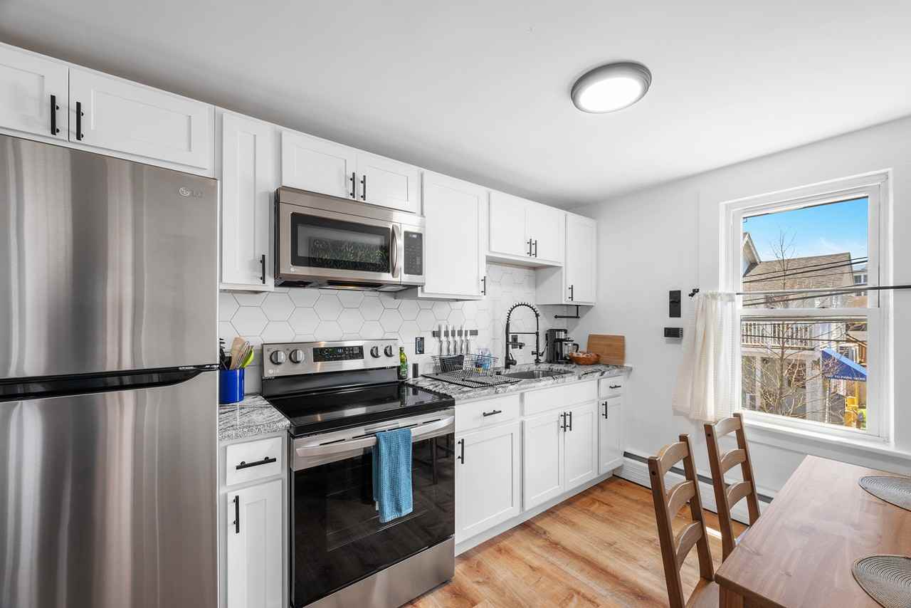 3 Pearl St #D - Photo 6 of 26