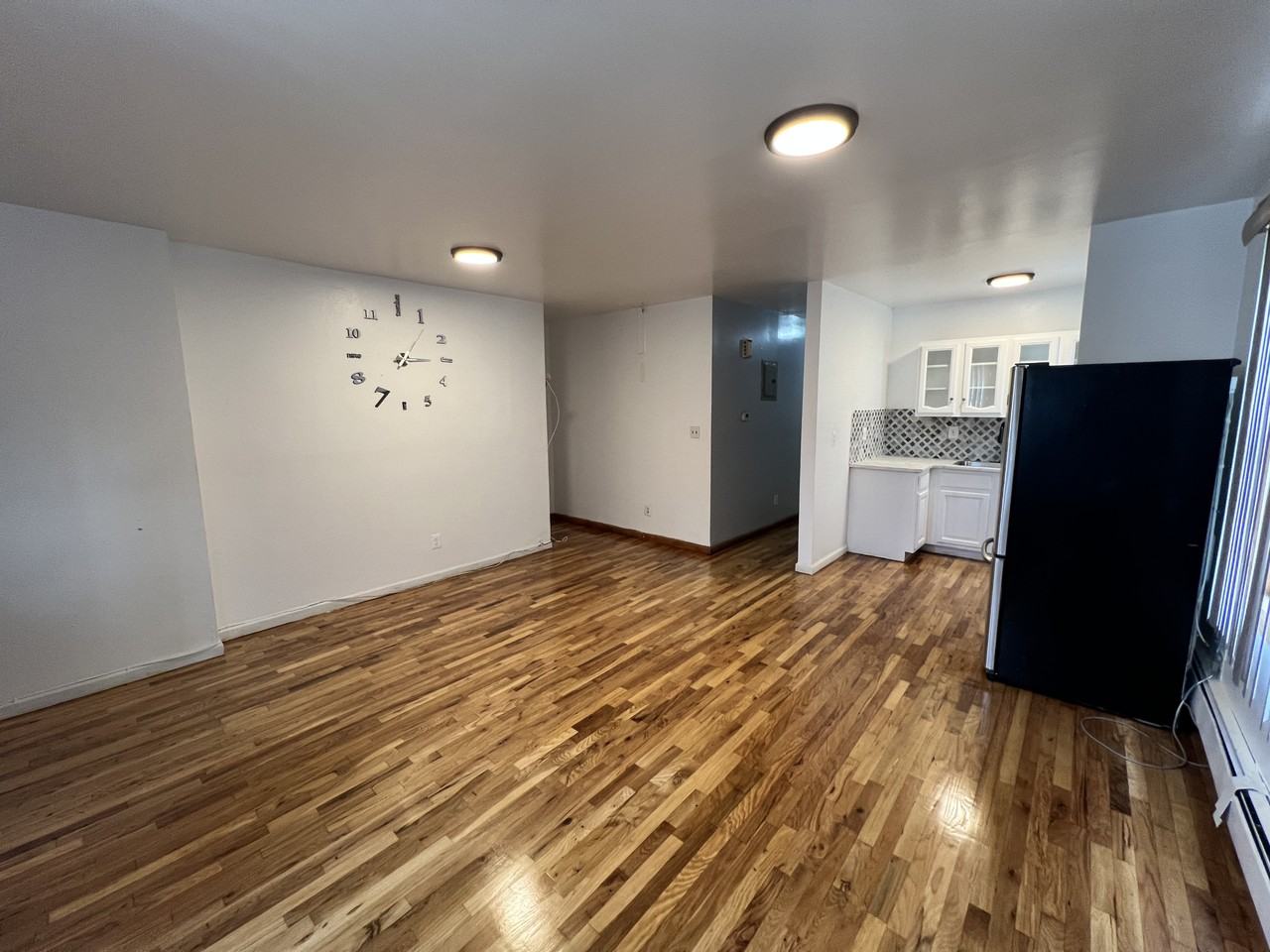 14011 169th St #1stFL - Photo 3 of 18
