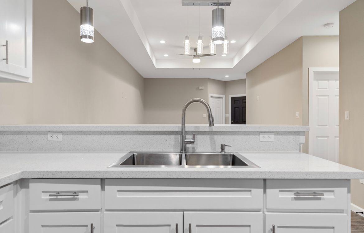 1117 Escondido Ln W #B - Photo 7 of 16