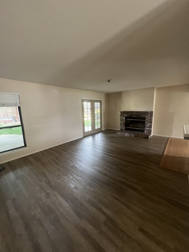 1690 Buckingham Ave #NA - Photo 4 of 18