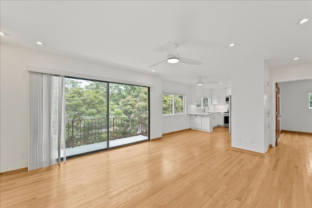 1701 Washington Way #10