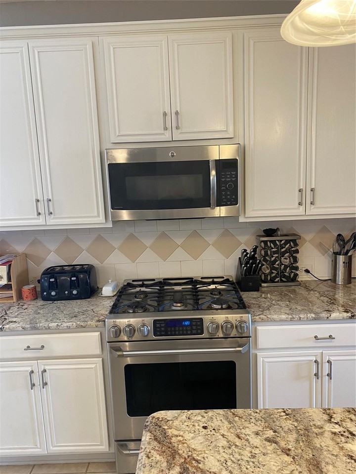 7852 Rainbow Falls Dr #NA - Photo 7 of 19