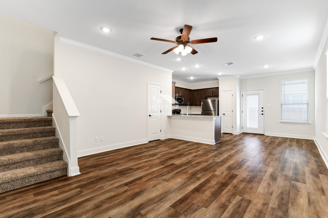 10311 Candlewood Way #101 - Photo 3 of 26