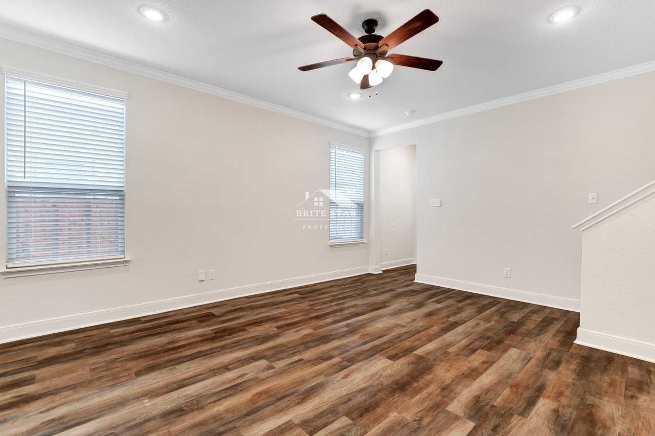 10311 Candlewood Way #101 - Photo 4 of 26