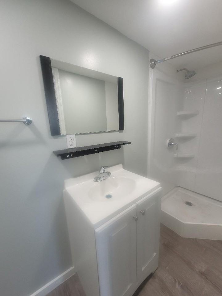 41G Miriam St #R - Photo 7 of 12