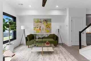 3309 Cochrane St - Photo 3 of 23