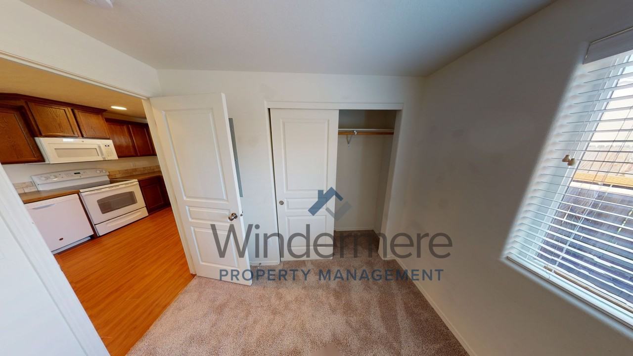219 Marjorie Pl - Photo 7 of 13