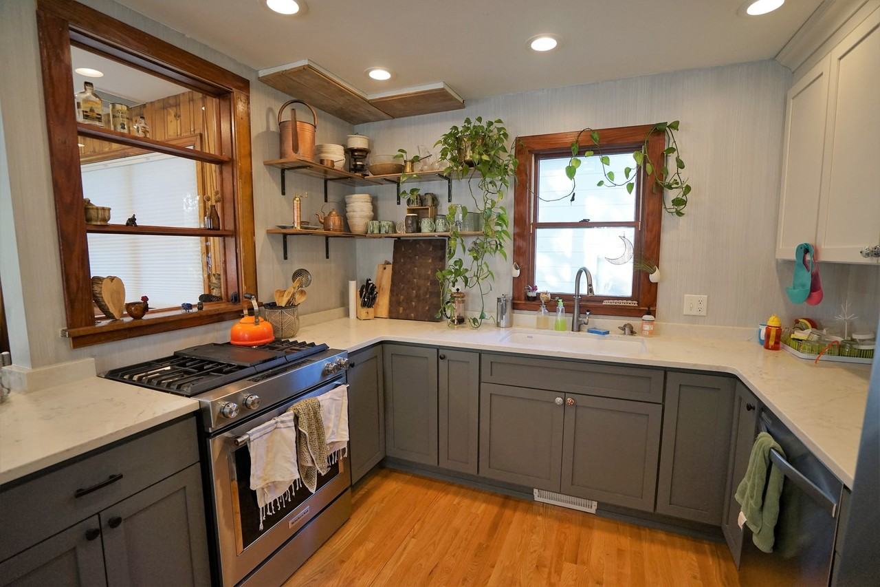 1845 E Main St - Photo 3 of 14