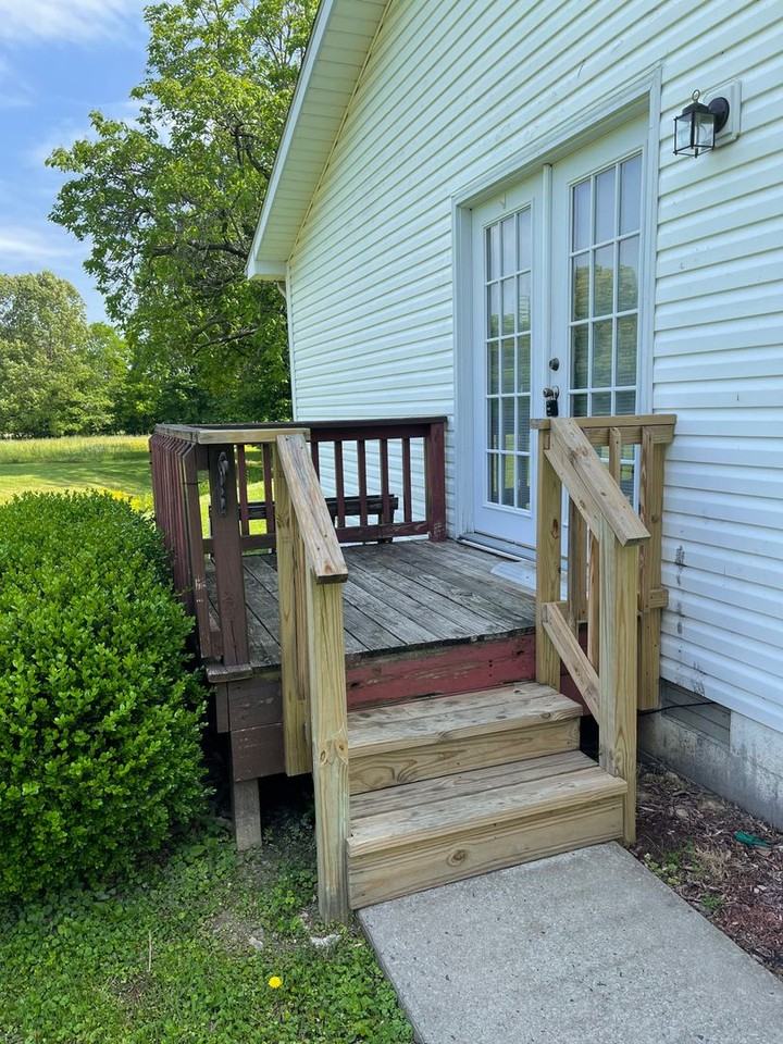 425/427 E 2nd Ave - Photo 2 of 16