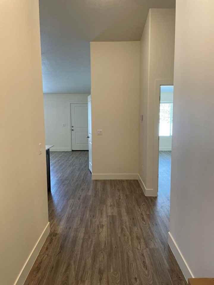 913 Ironwood Cir - Photo 3 of 25