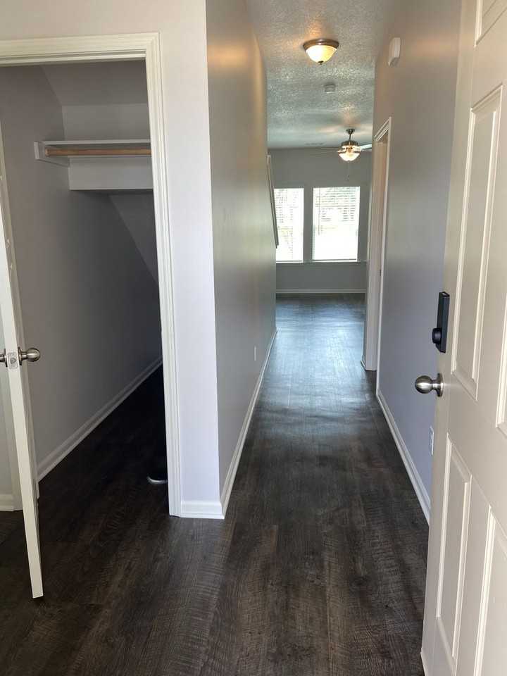 21546 S Harrison St - Photo 5 of 28