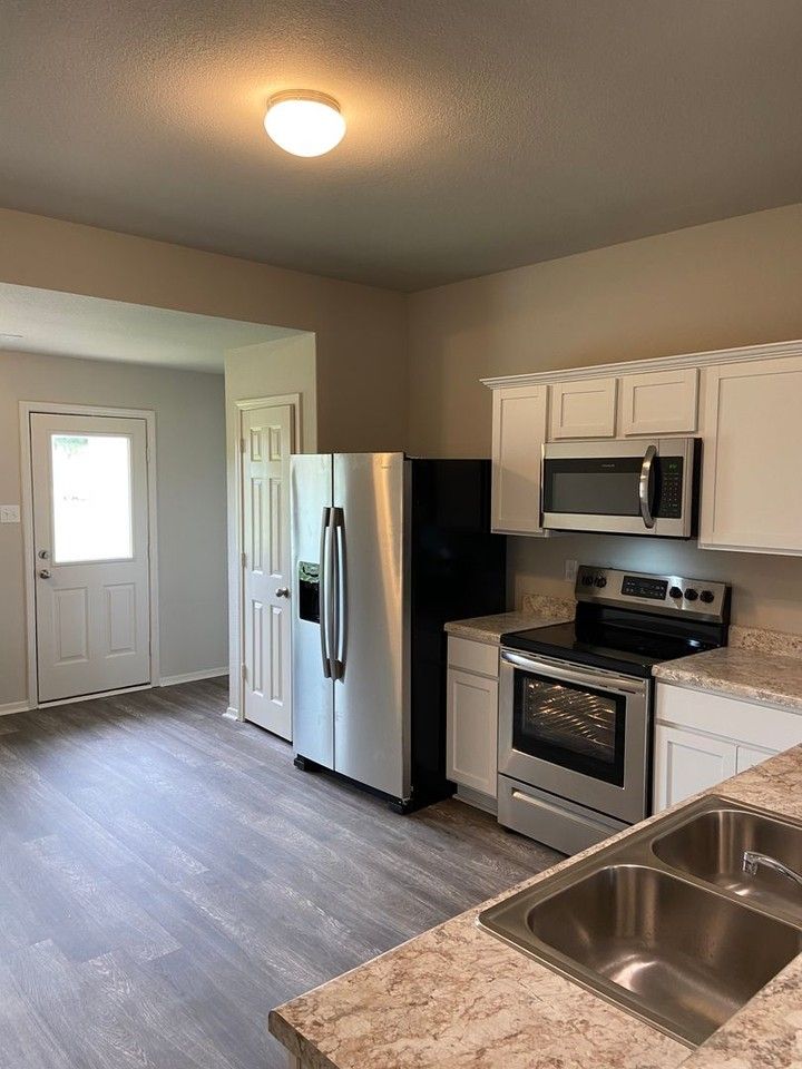 1801 Petes Pl - Photo 6 of 21