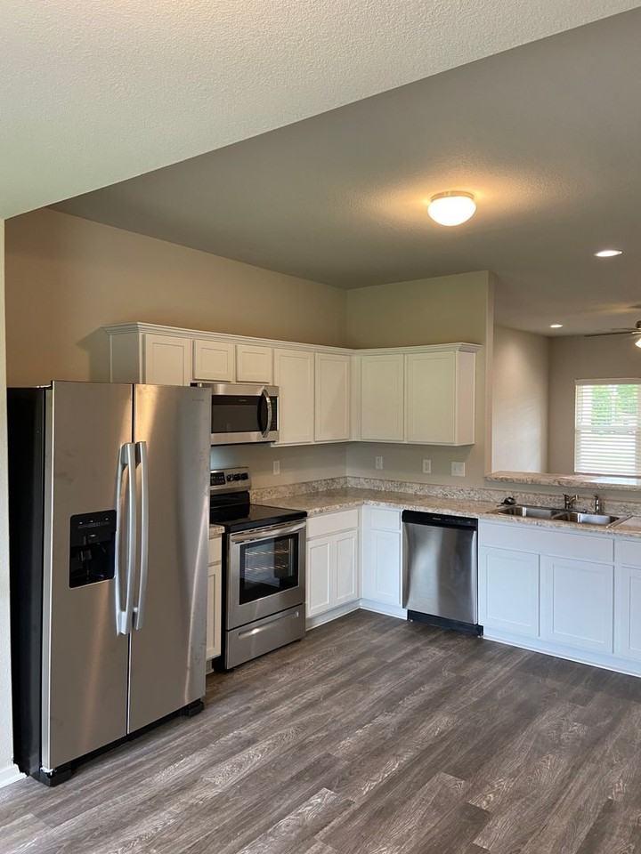 1801 Petes Pl - Photo 7 of 21