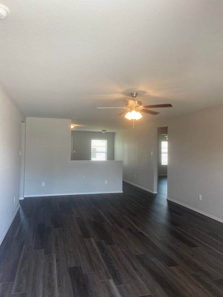 1670 Raden St - Photo 5 of 21