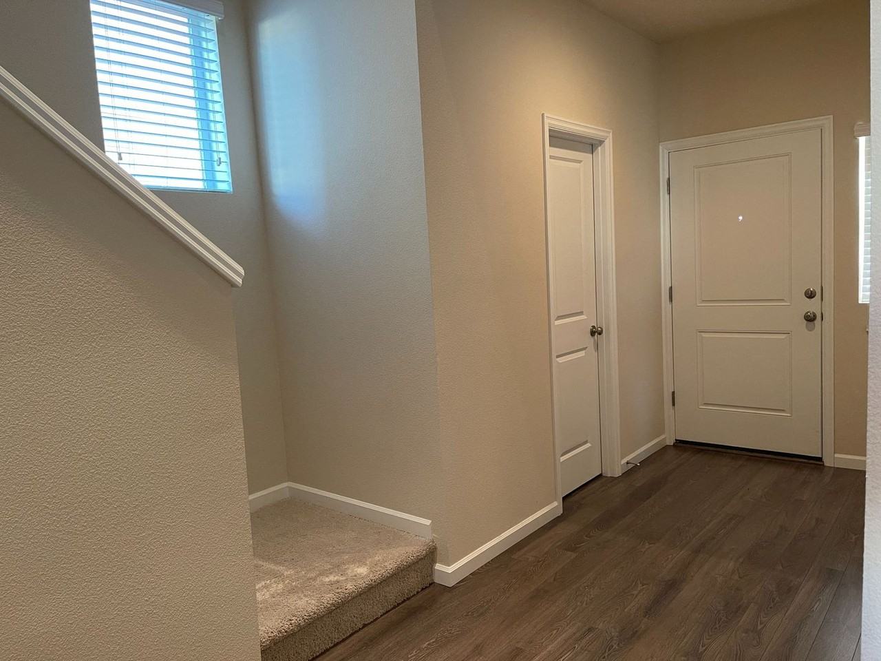 5035 Ne 126th Ave - Photo 3 of 20