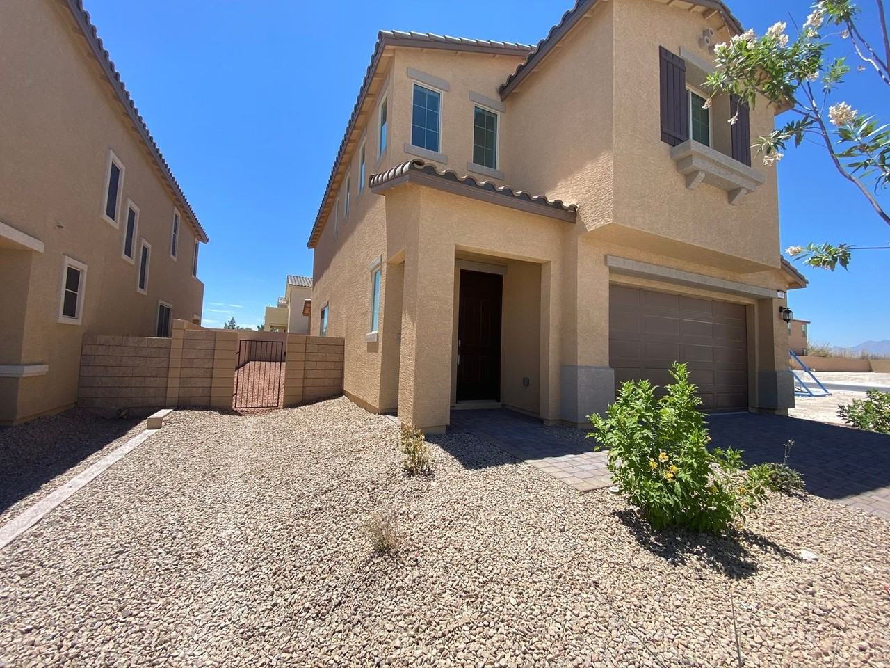 1005 Junipine Ave - Photo 2 of 50