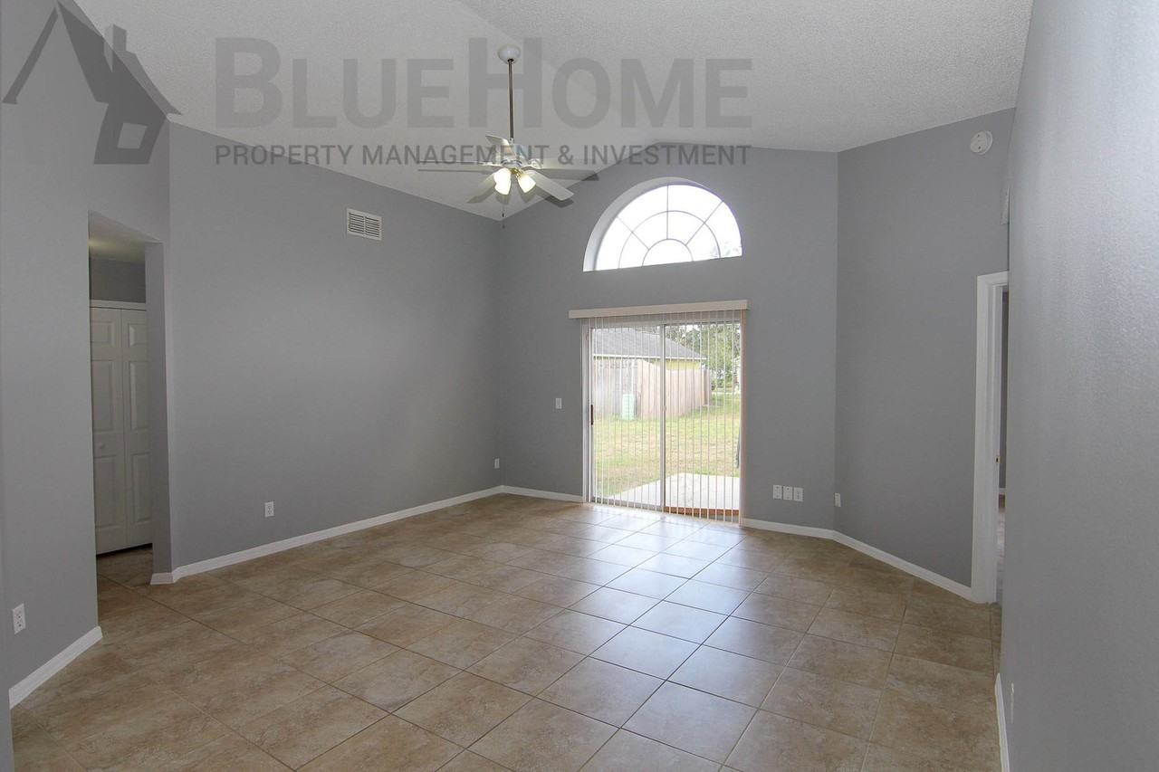 2704 Tannery Ct - Photo 4 of 11