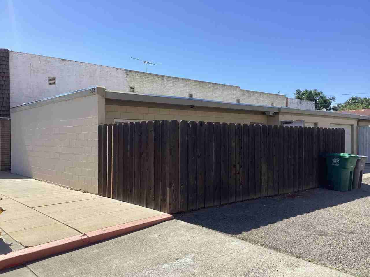 563 4th Ave - Photo 2 of 19