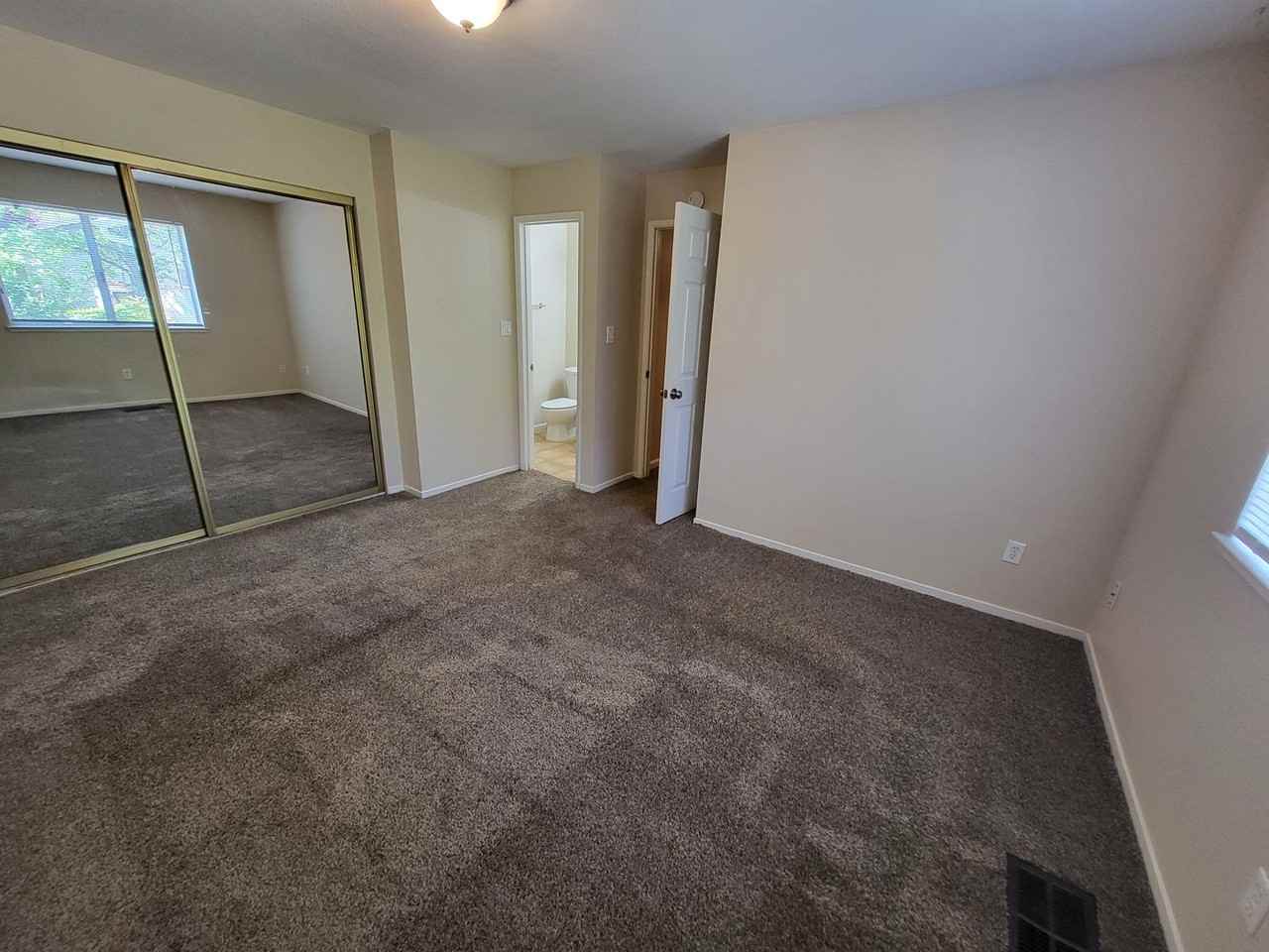 6581 Flower St - Photo 7 of 10