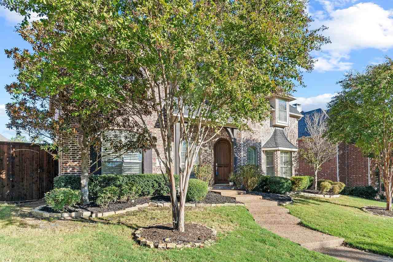 4542 Carraway Dr - Photo 2 of 48