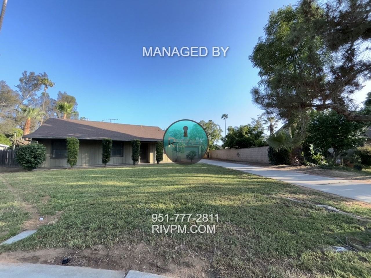 2824 Nevada Way - Photo 3 of 3