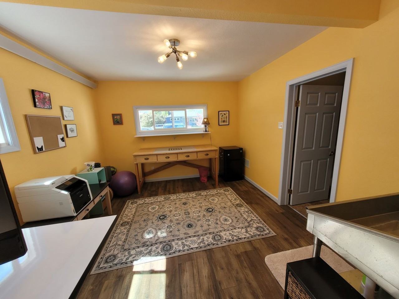 1517 Steele St - Photo 5 of 20
