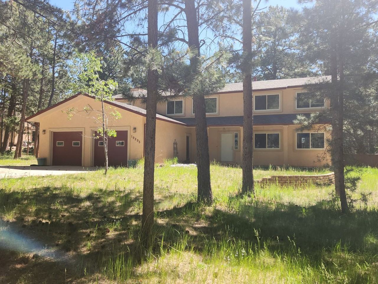 19295 Rim Of The World Dr - Photo 2 of 26