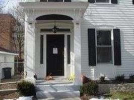 featured image of 121 N Division St