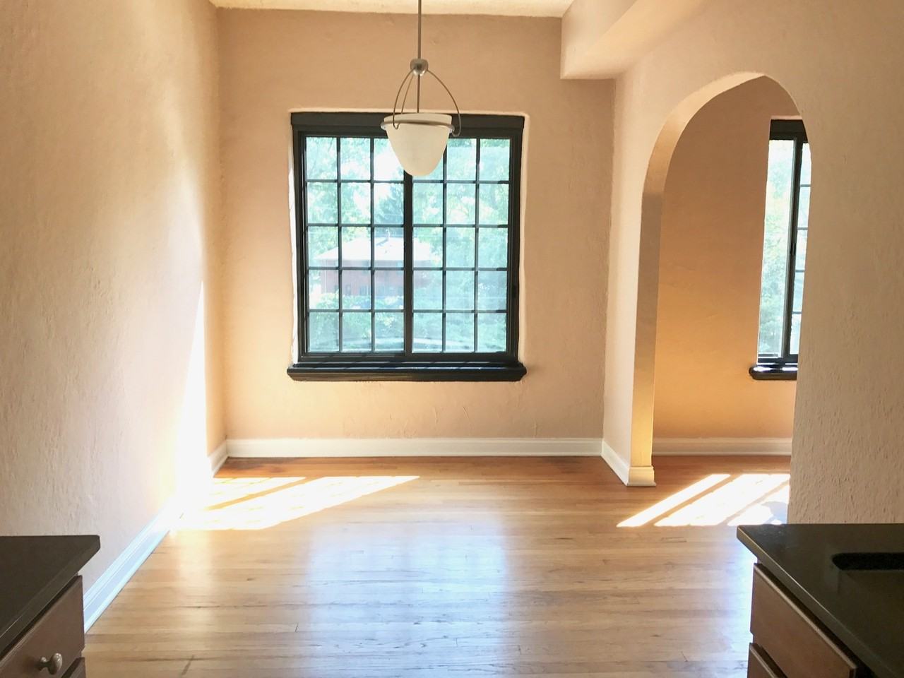 5347 N College Ave - Photo 5 of 9