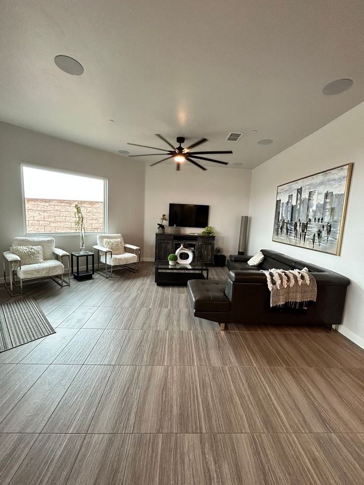 8012 Corte Del Lago - Photo 5 of 39