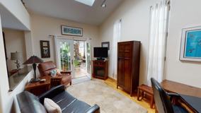 915 Alameda Blvd - Photo 1 of 1