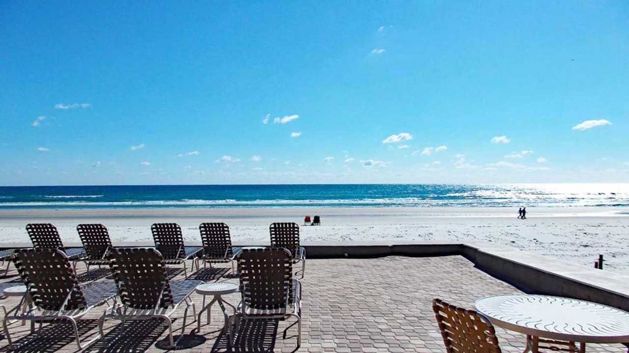 4301 S Atlantic Ave - Photo 6 of 17