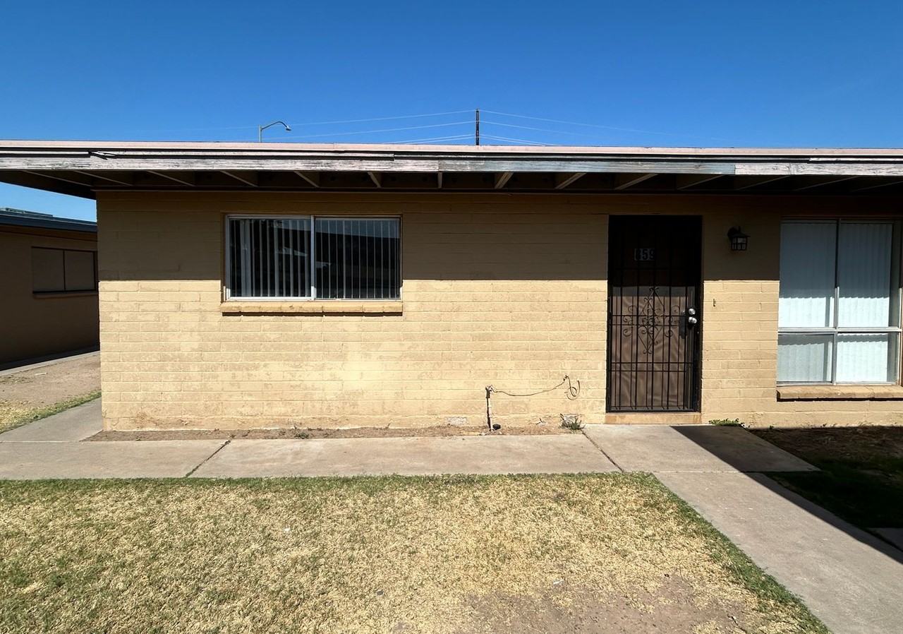 859 S Extension Rd - Photo 2 of 7