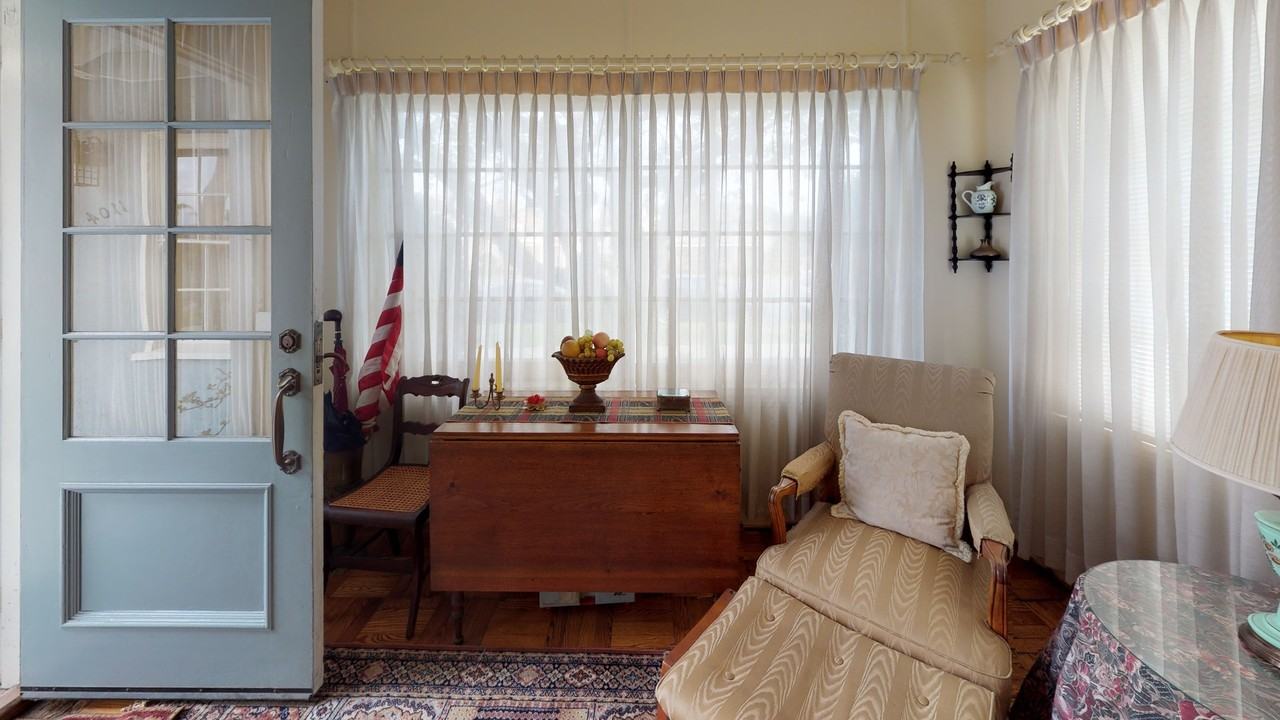 1104 Isabella Ave - Photo 5 of 38