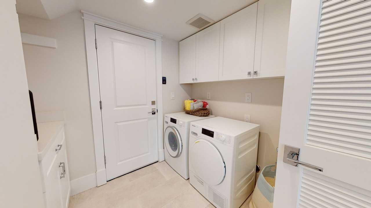 958 F Ave - Photo 5 of 24