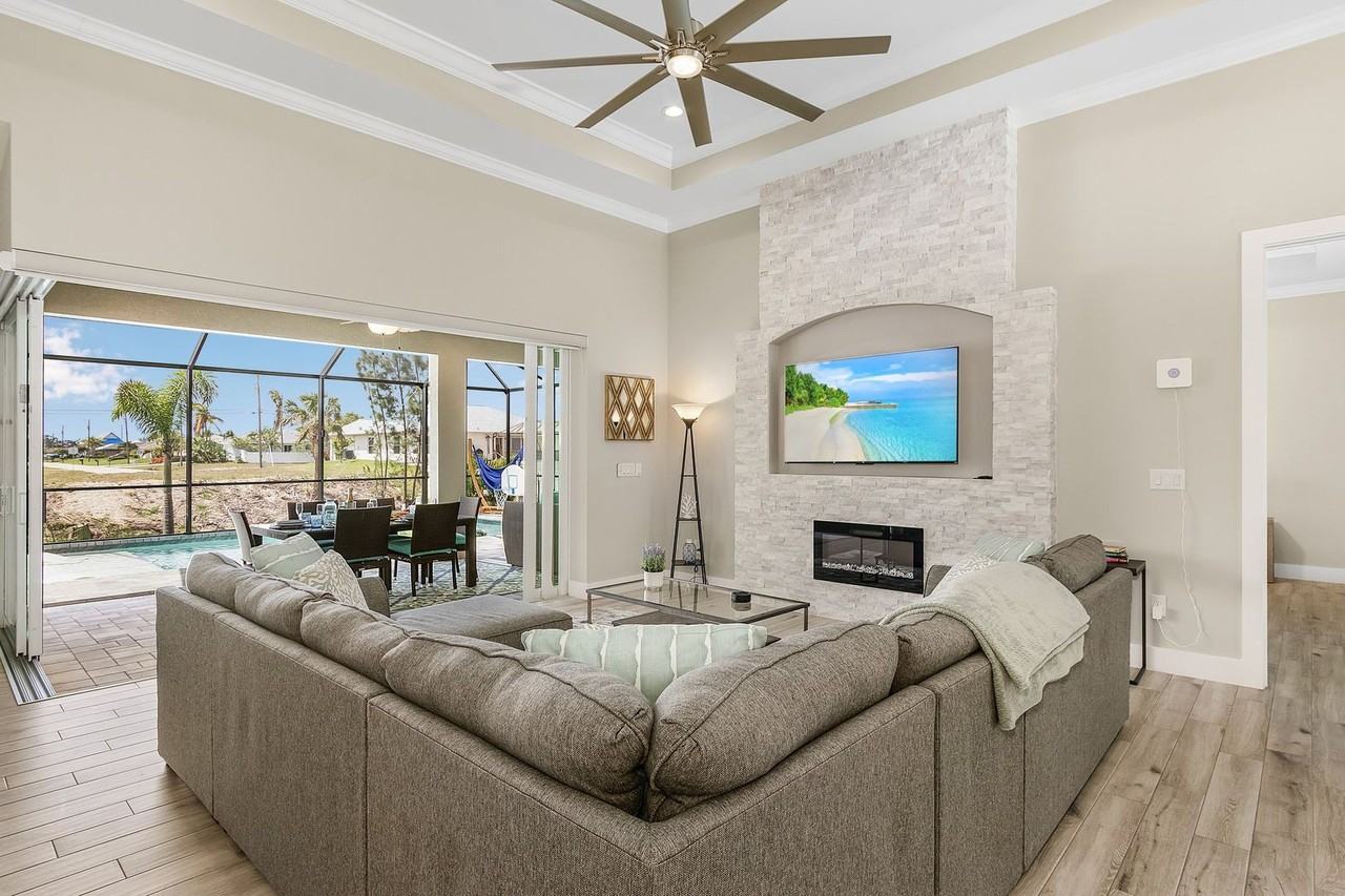 Cape Coral Loop - Photo 7 of 42