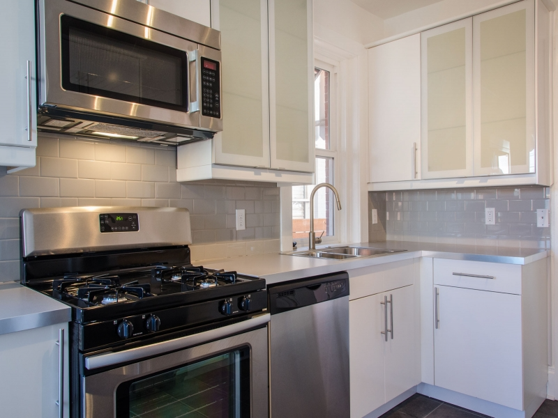 506 S Washington St - Photo 2 of 20