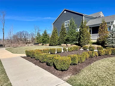 2496 Viola Gill Ln - Photo 2 of 6