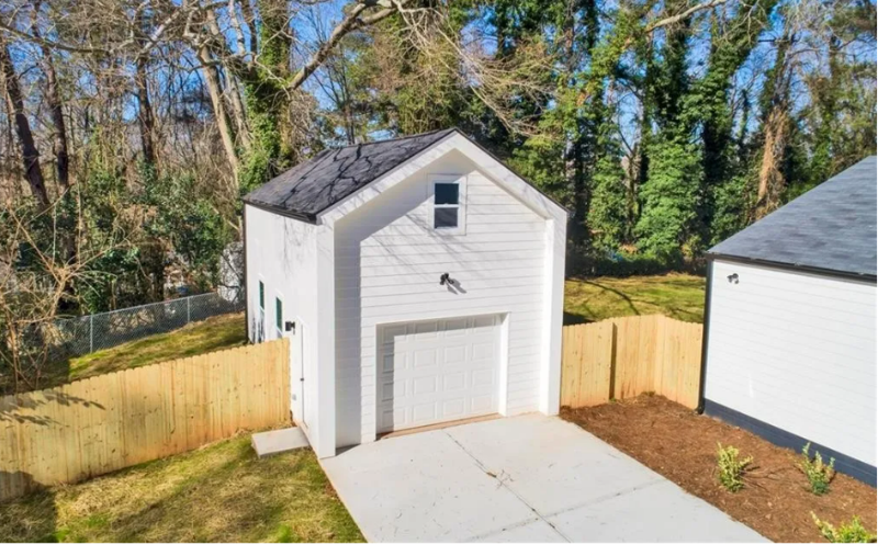 1 Almont Dr Sw - Photo 2 of 8