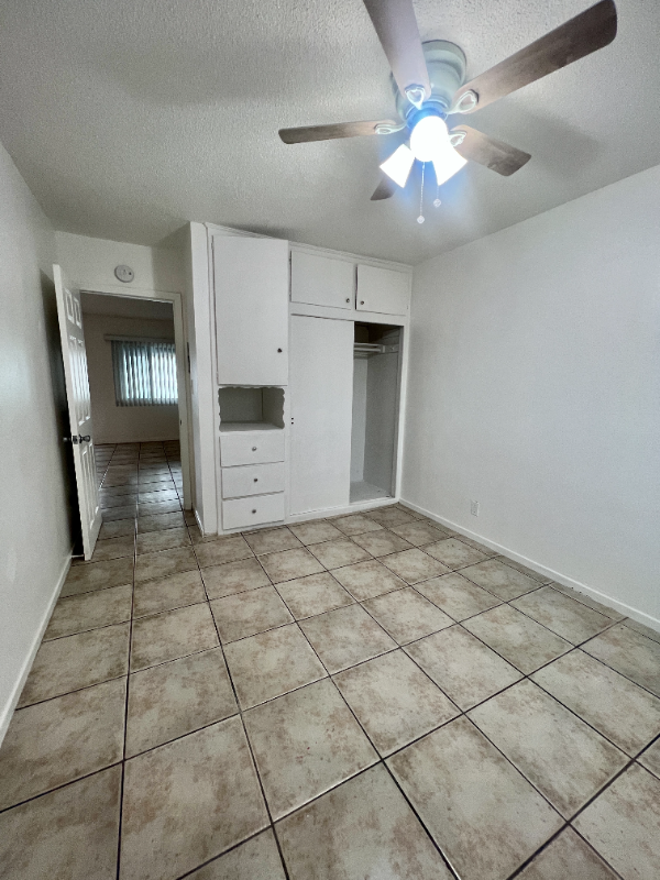 1134 N East St #F - Photo 4 of 5