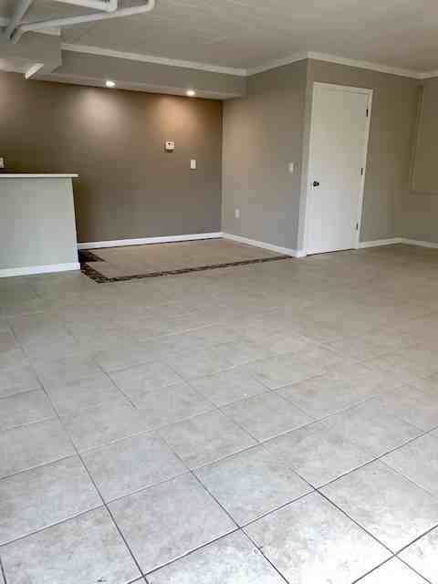 EDEN ROC APARTMENTS 048 1616 Mount Royal Blvd, Glenshaw, PA 15116