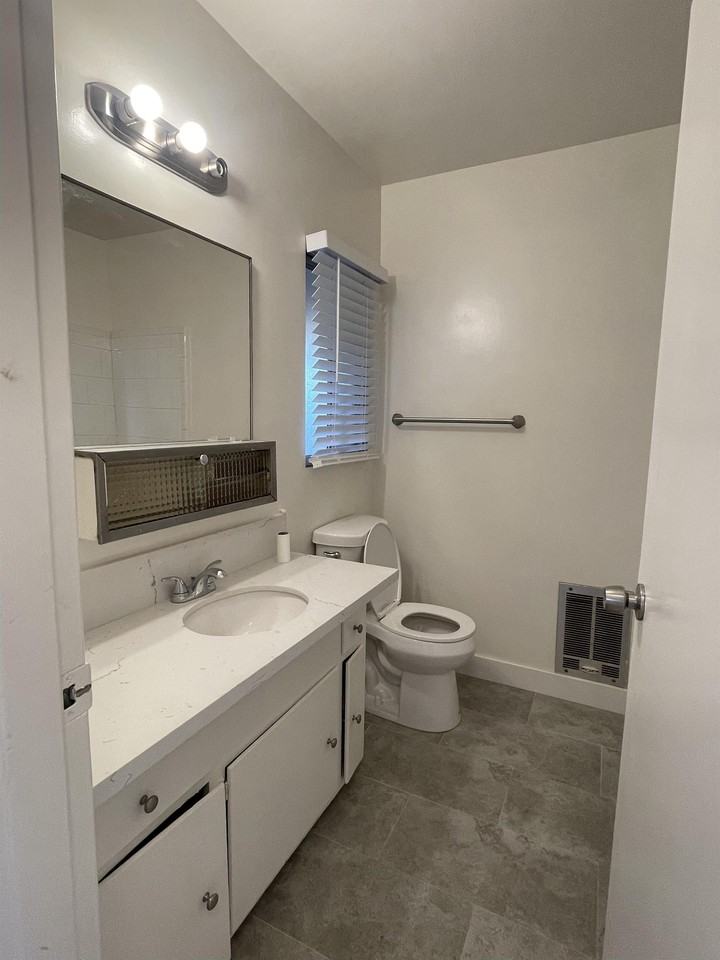 Washington Blvd 500 - Photo 6 of 8