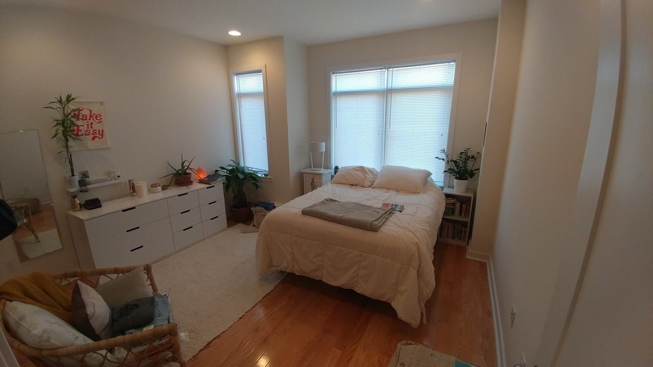 815-17 N. Uber St. - Photo 4 of 7