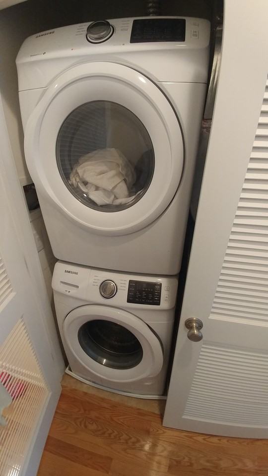 815-17 N. Uber St. - Photo 6 of 7