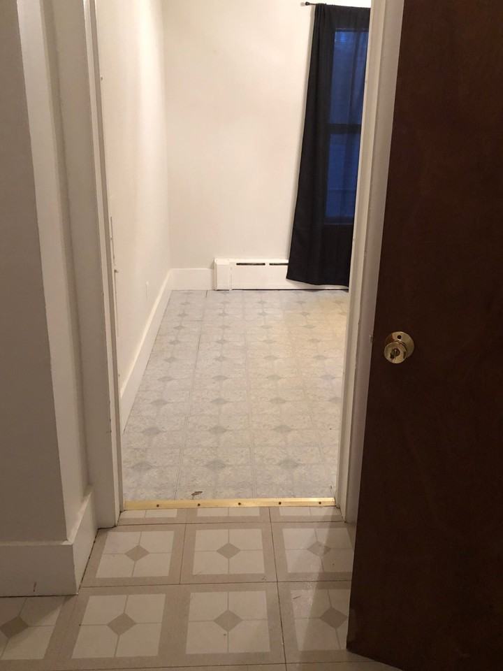 975 / 310 N. Elm St. Waterman - Photo 6 of 11