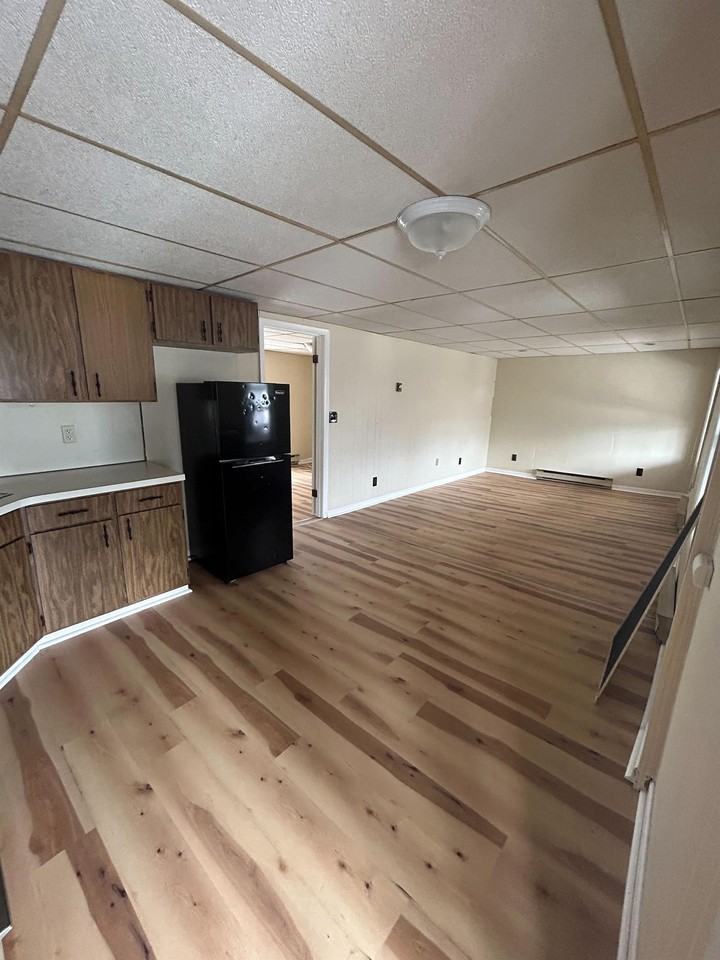 734 Hudson Avenue - Photo 5 of 10