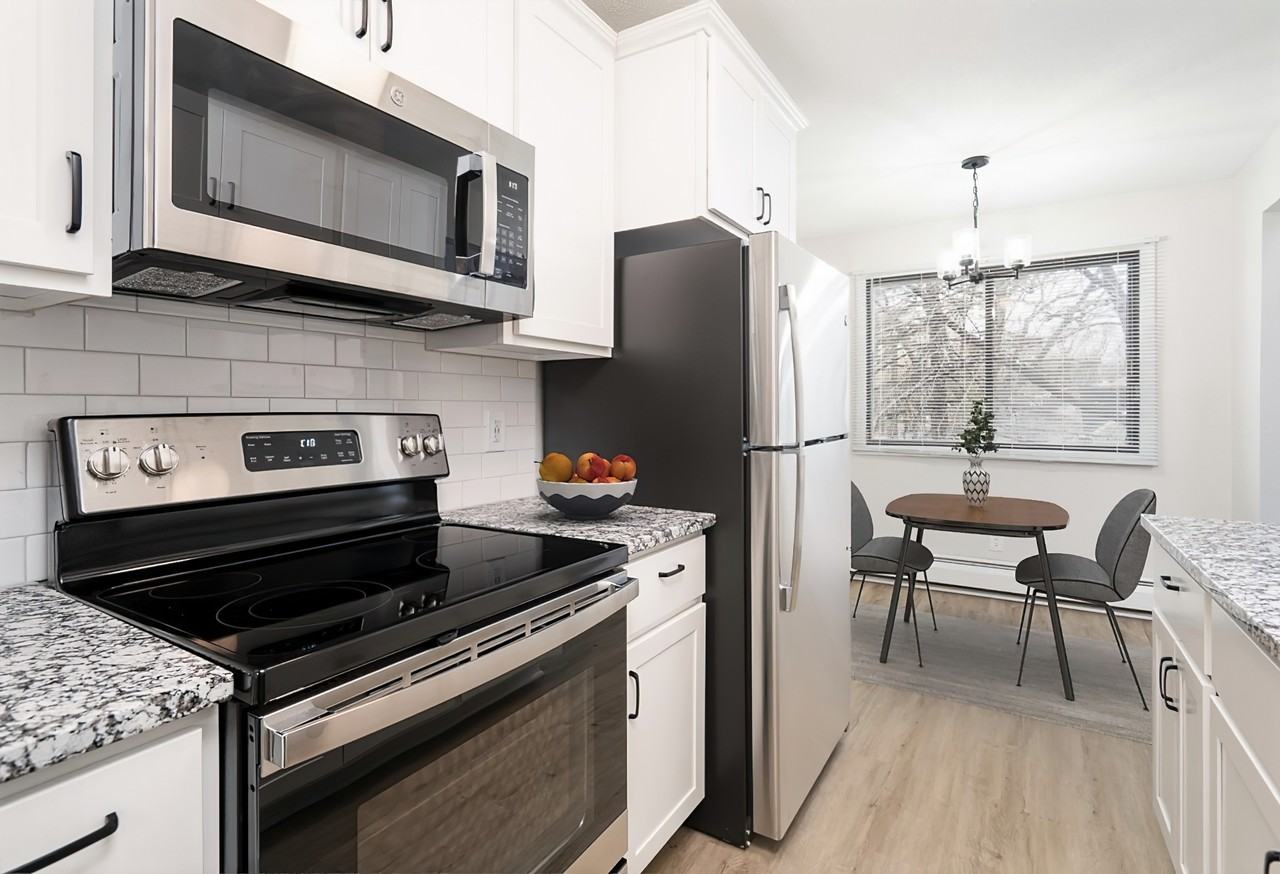 323 West 59th Street - Photo 2 of 16